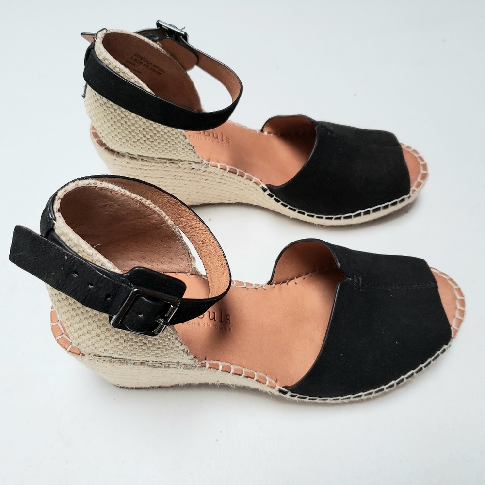 Kenneth Cole Leather Black Strap 8.5 Wedge Sandals - Picture 2 of 8